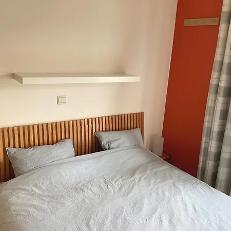 Stylish With A Swimming Pool By The Sea T129 Oostende