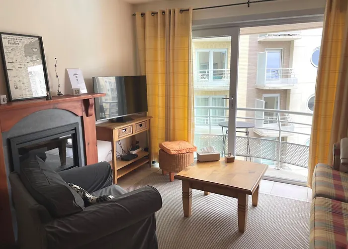 Stylish With A Swimming Pool By The Sea T129 Apartment Ostend